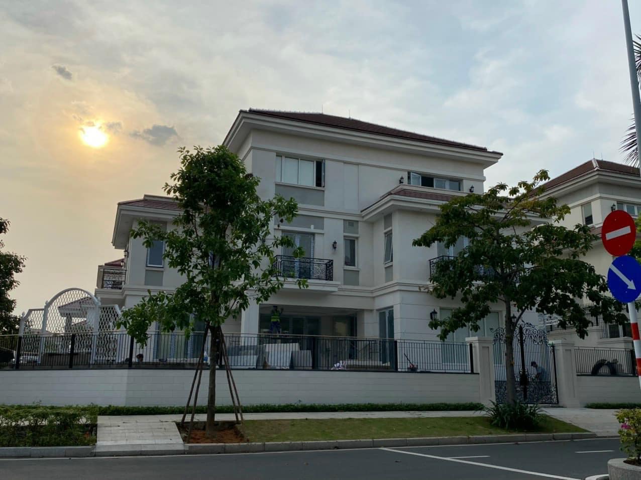 Villa Mr Thọ - H4-10 Khu đô thị Sala , Quận 2, TPHCM.