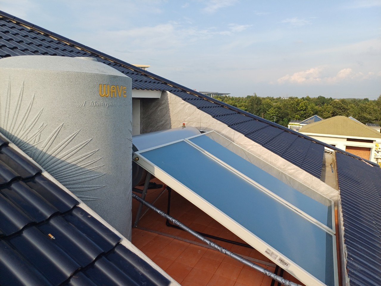 Máy nước nóng NLMT Sammler SSH308